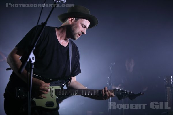 THE VEILS - 2023-06-12 - PARIS - Petit Bain - Finn Andrews